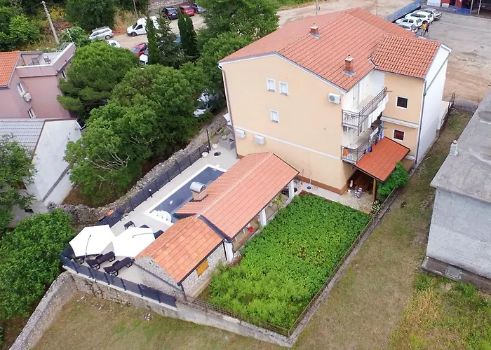Apartments Njegovan