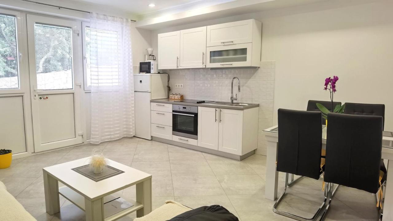 Apartamento Njegovan
