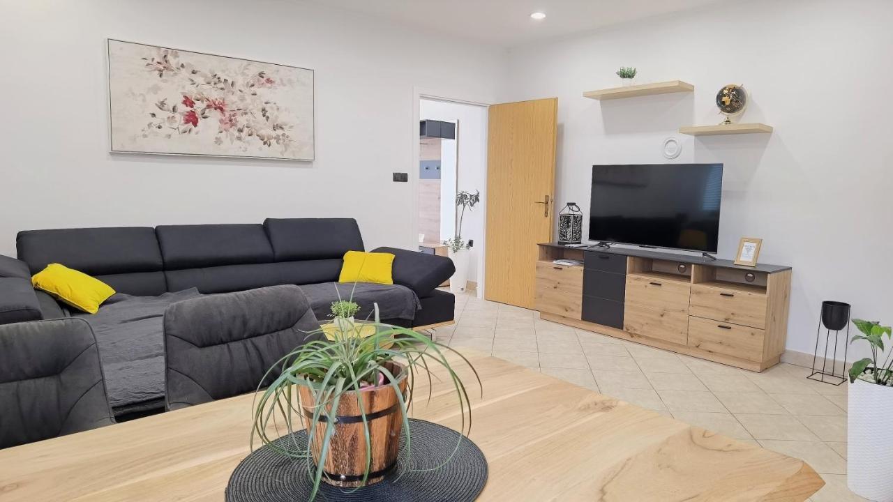 Apartamento Njegovan *
